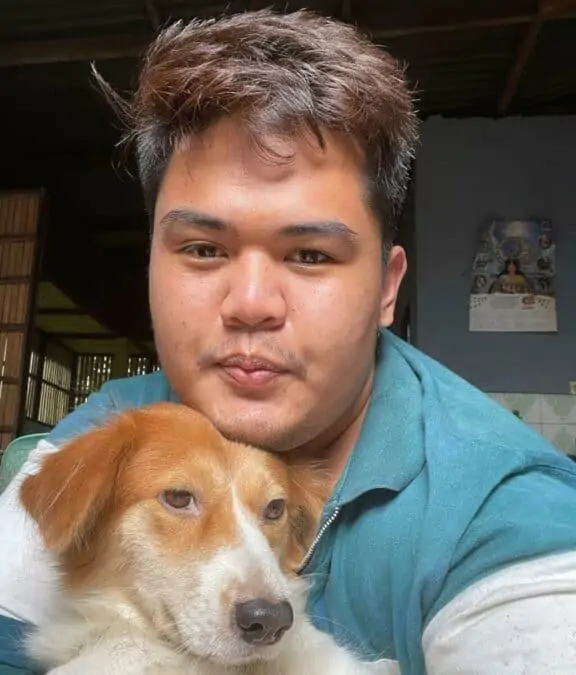 Hill Enriquez with her dog